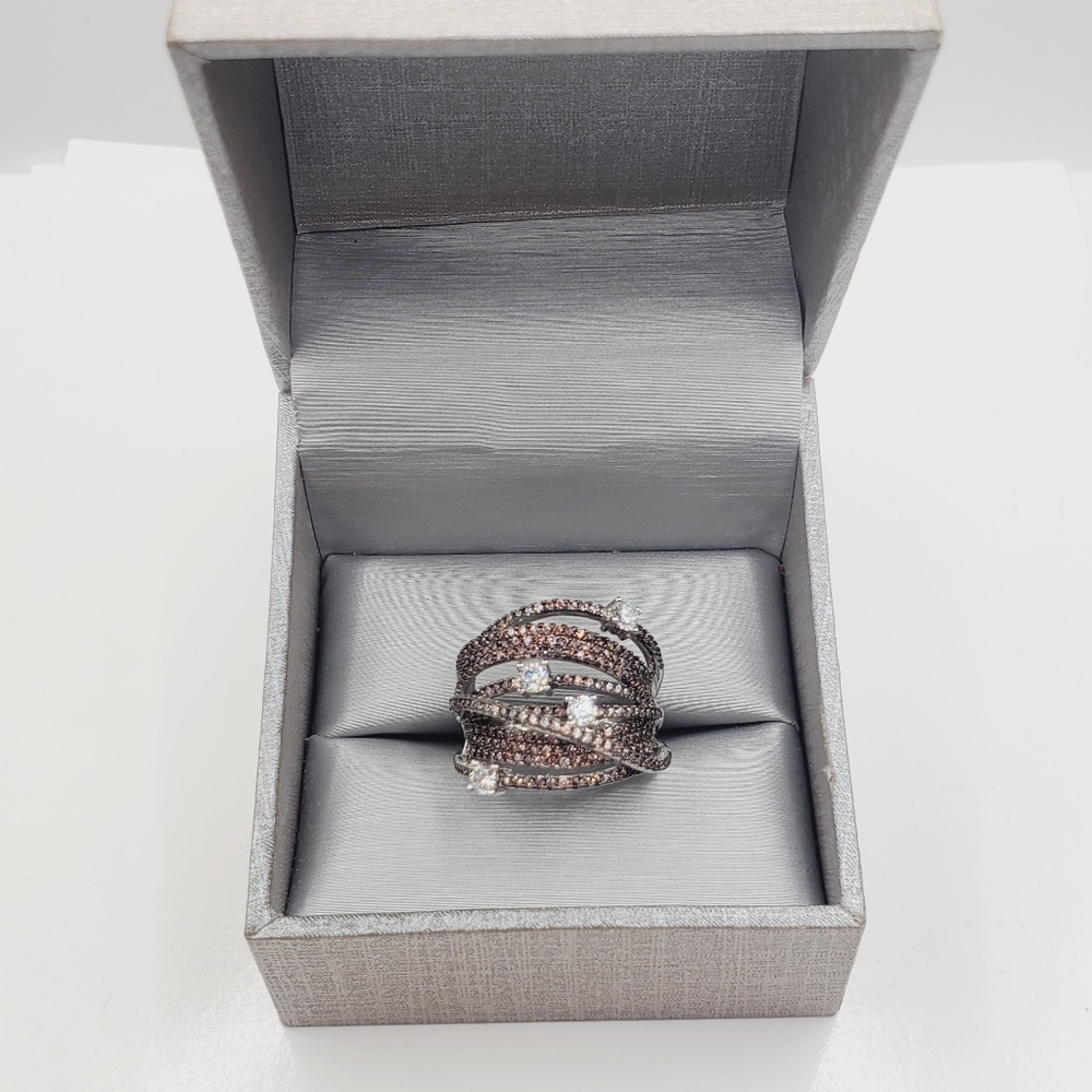 Round chocolate diamond and diamond stimulants Women's Ring - Picture 9 of 9